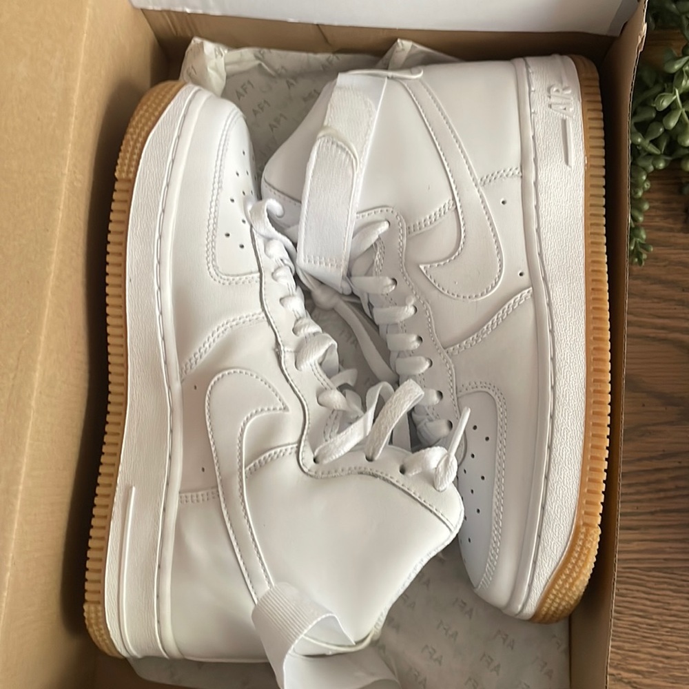 Air Force 1 high gum bottom